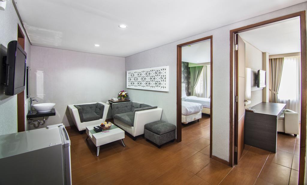 The Rizen Hotel Cisarua Bilik gambar