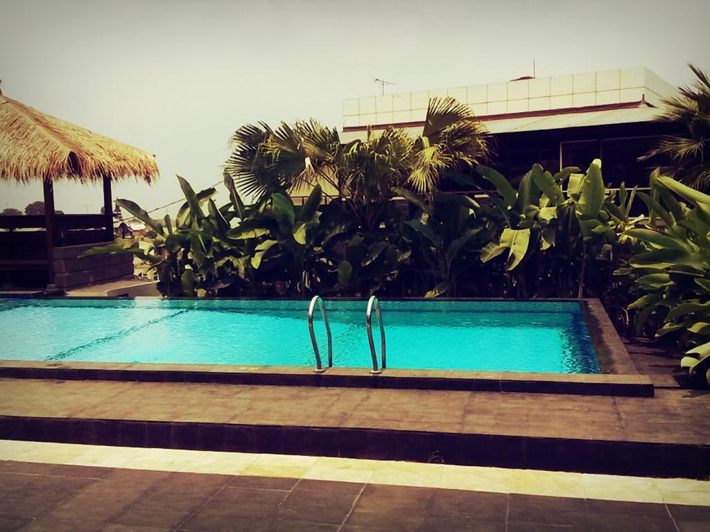 The Rizen Hotel Cisarua Luaran gambar