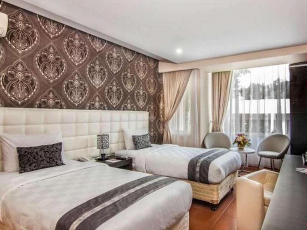 The Rizen Hotel Cisarua Luaran gambar
