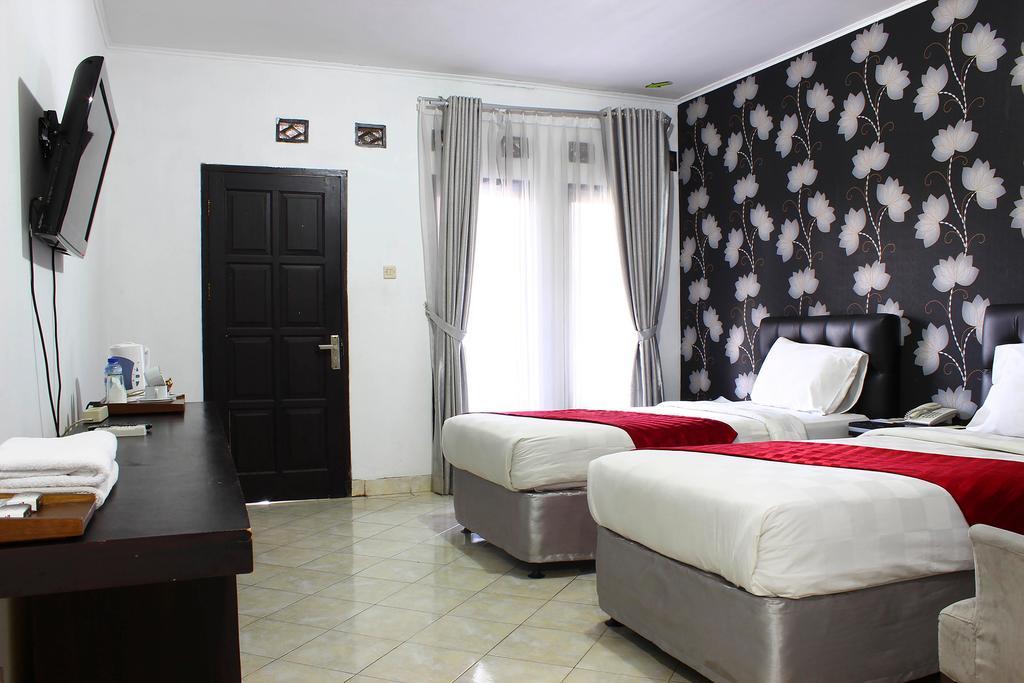 The Rizen Hotel Cisarua Luaran gambar